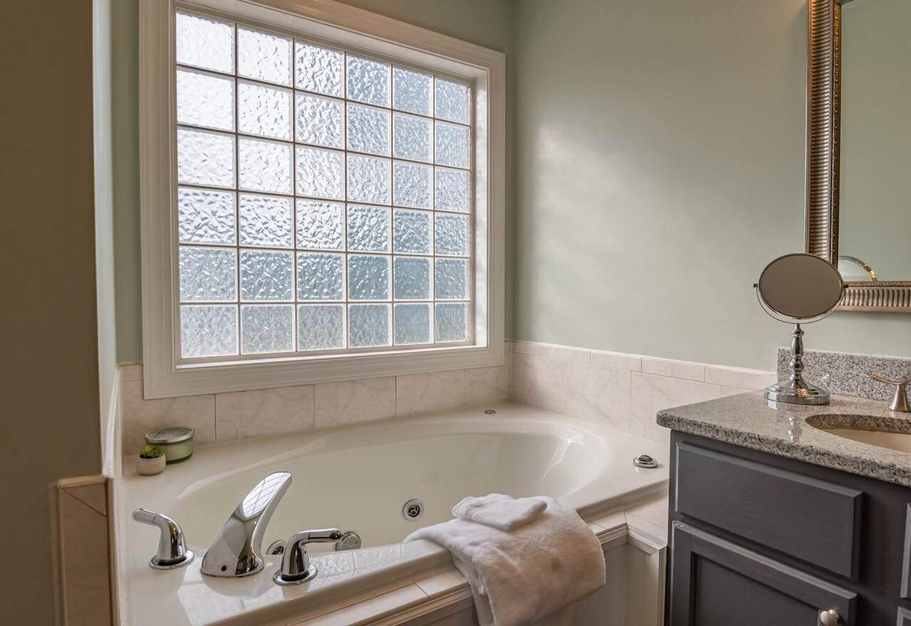 Eco-Friendly Bathroom Organization Ideas for a Greener Home